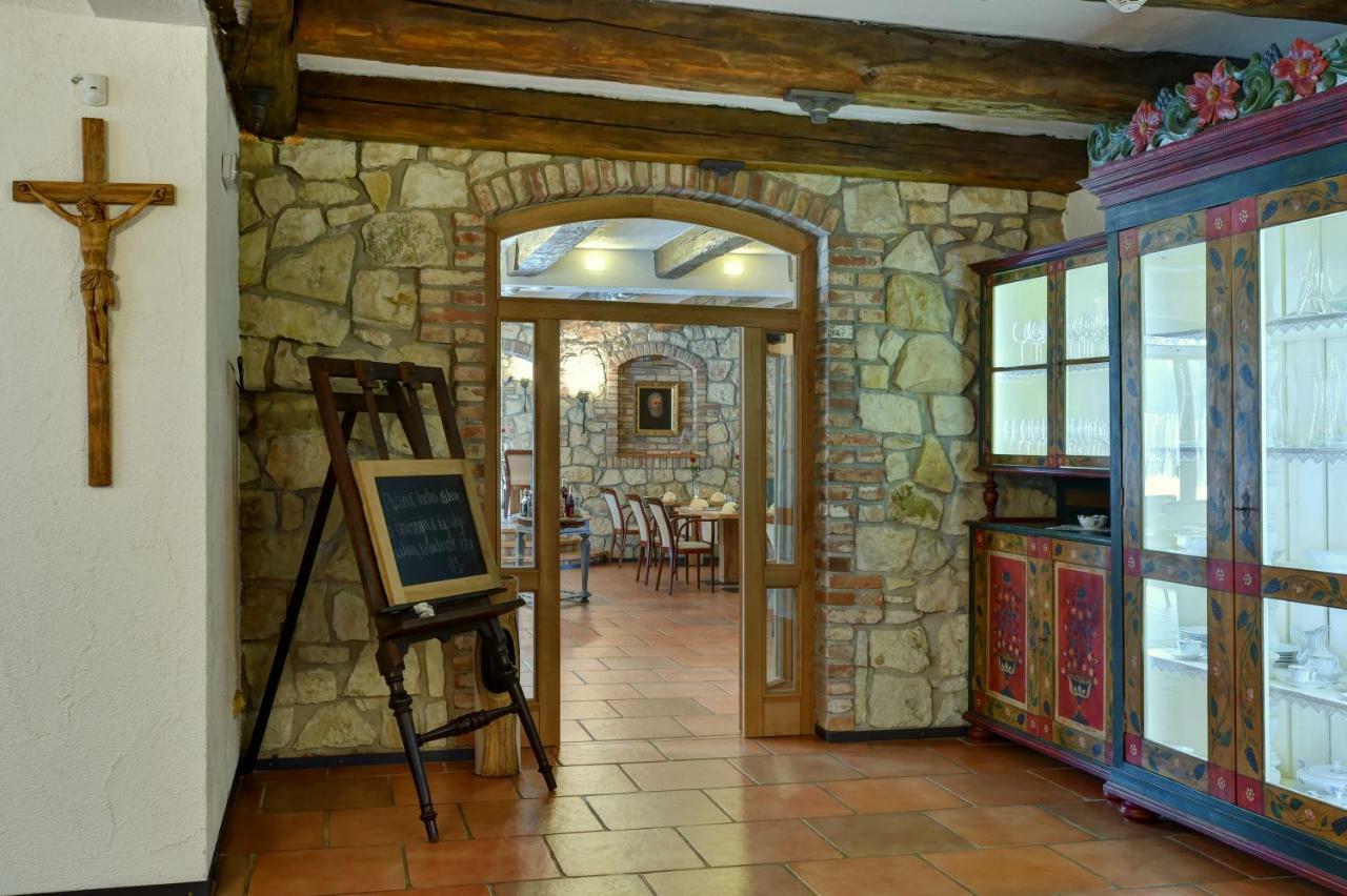 Zamecka Fortovna Obora - Forester House Kaznejov Extérieur photo