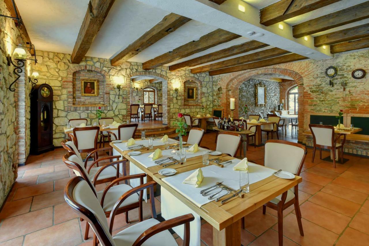 Zamecka Fortovna Obora - Forester House Kaznejov Extérieur photo