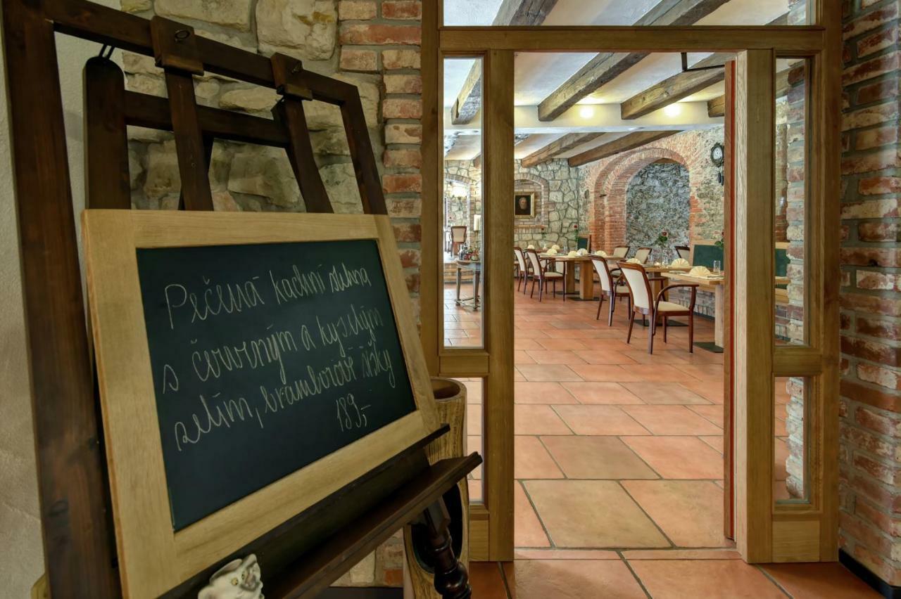Zamecka Fortovna Obora - Forester House Kaznejov Extérieur photo